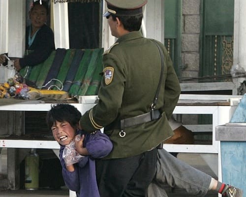 La Cina sta schedando il DNA dei tibetani