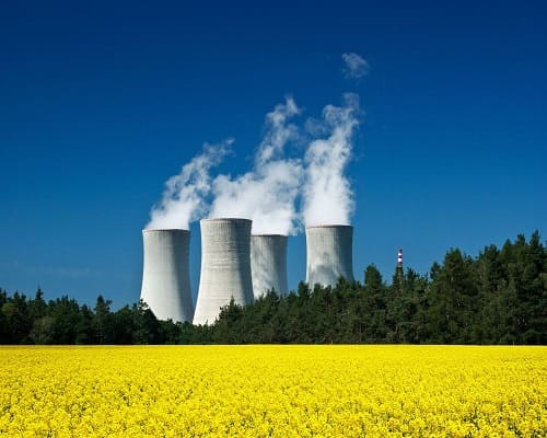energia nucleare vantaggi svantaggi